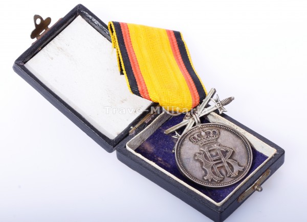Reuss Silberne Verdienstmedaille 2.Klasse mit Schwertern 1909 im Etui