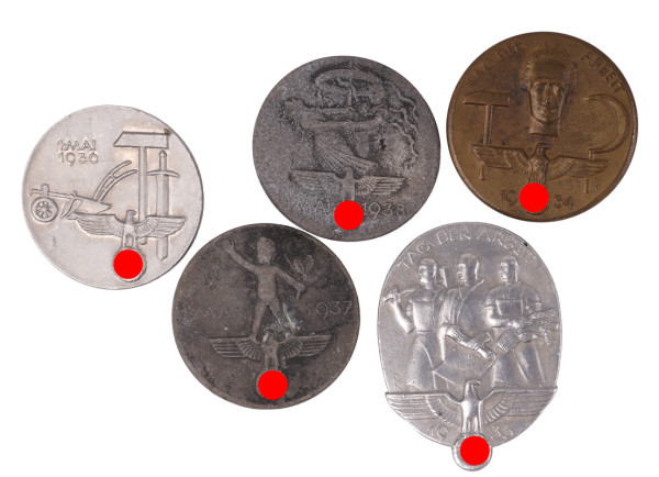 5x Abzeichen 1. Mai / Tag der Arbeit 1934-1938