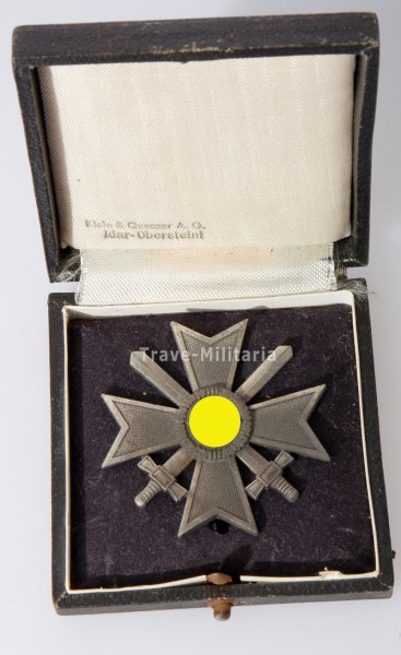 Kriegsverdienstkreuz 1. Klasse mit Schwertern im Etui