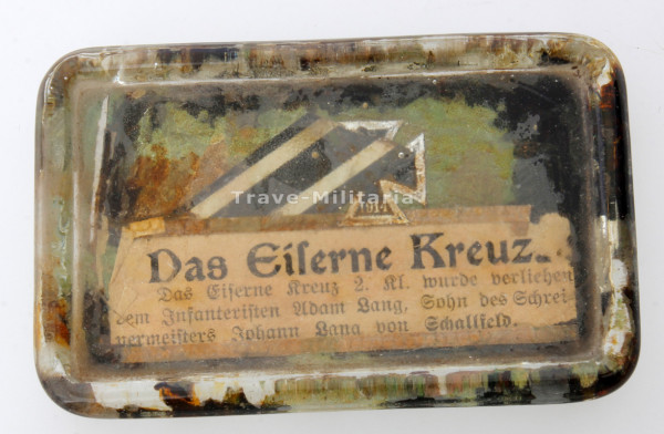 Patriotischer Briefbeschwerer aus Glas
