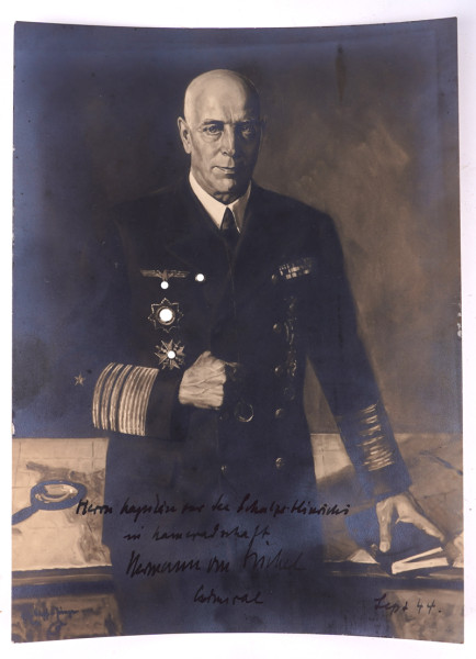 Foto eines Portraits von Admiral Hermann von Fischel Sept 44