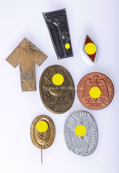 NSDAP 7 unterschiedliche Kleinabzeichen HJ