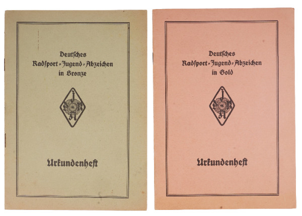 2 Urkundenhefte Radsport-Jugend-Abzeichen Stoltenberg