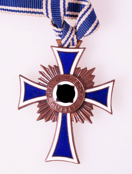 Ehrenkreuz der Deutschen Mutter in Bronze