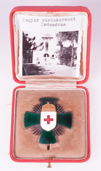 Ungarn Ehrenzeichen des Ungarischen Roten Kreuzes Verdienstkreuz im Etui