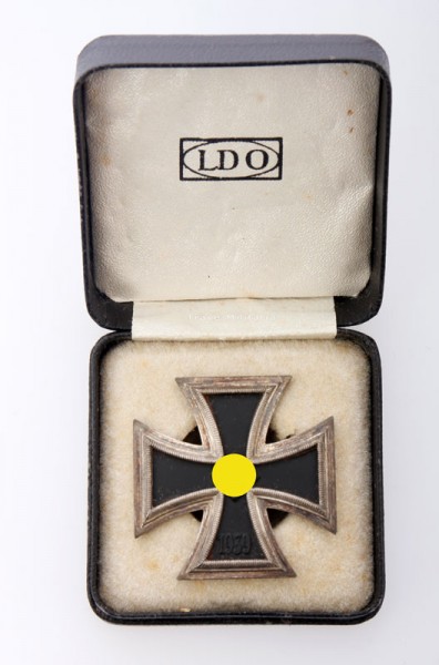 Eisernes Kreuz 1. Klasse an Schraubscheibe im Etui