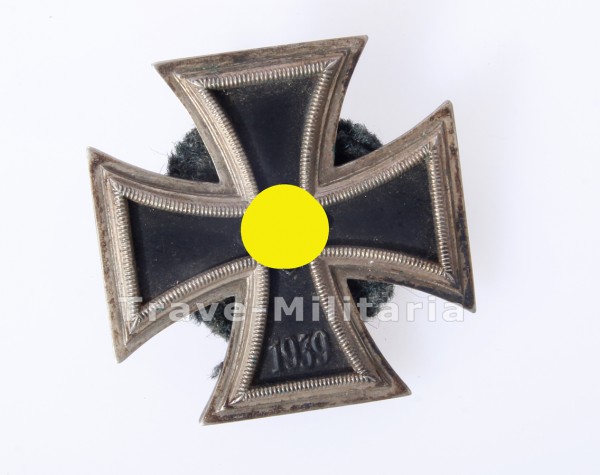Eisernes Kreuz 1.Klasse an Schraubscheibe