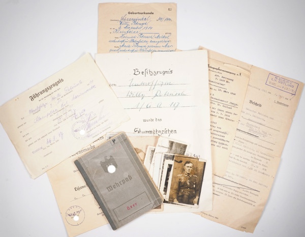 Urkunden Petrusch A.A. 117 111. Inf.Div
