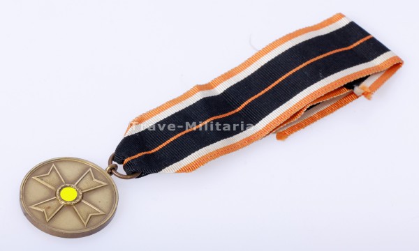 Kriegsverdienstmedaille am Band