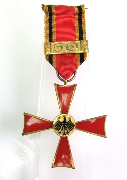 Bundesverdienstkreuz der Bundesrepublik Deutschland für 50 Jahre Arbeit