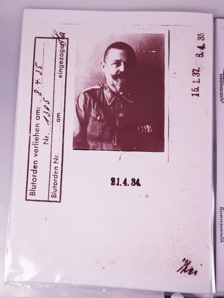 Blutorden Ehrenzeichen vom 9. November 1923 der NSDAP 1.Modell