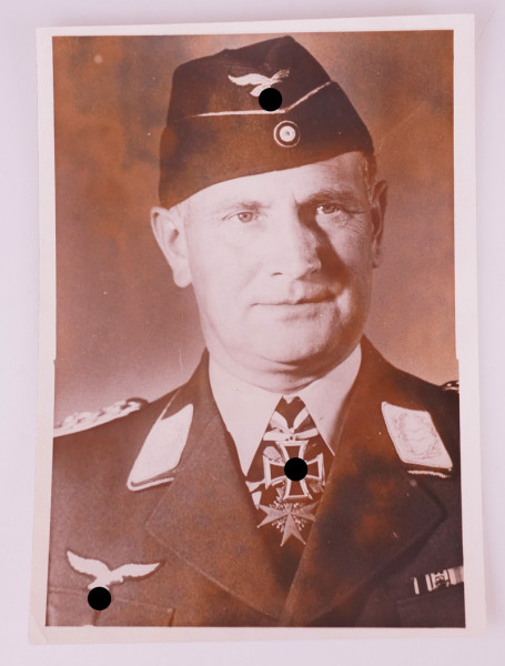 pressefoto-loerzer-zum-generaloberst-bef-rdert-archiv-trave