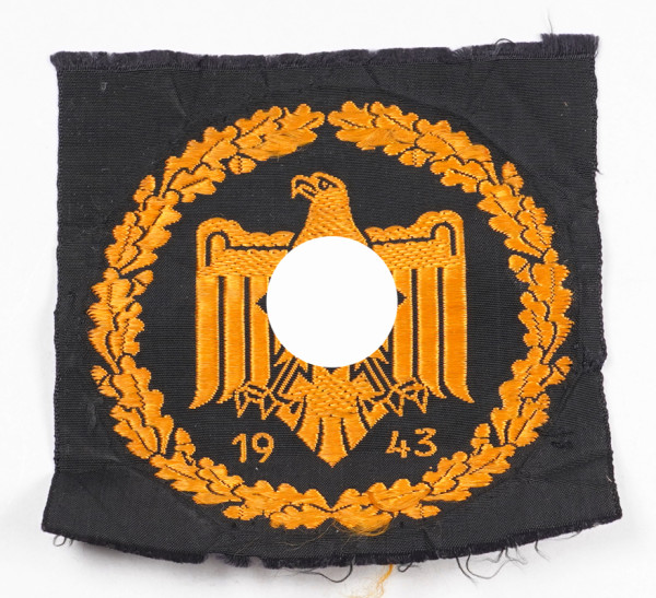 NSRL Leistungsabzeichen in Gold mit Jahreszahl 1943