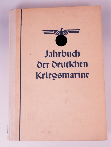Buch ``Jahrbuch der deutschen Kriegsmarine 1942´´
