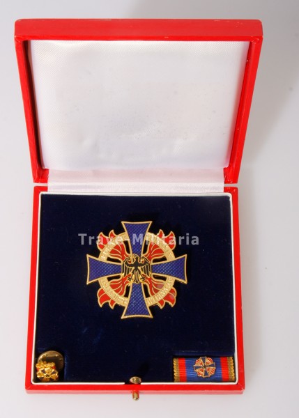 BRD Deutsches Feuerwehr Ehrenkreuz Gold im Etui