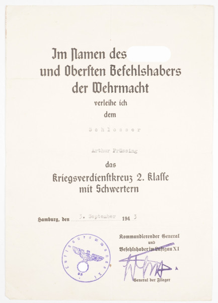 Urkunde Kriegsverdienstkreuz 2.Klasse mit Schwertern Prüssing