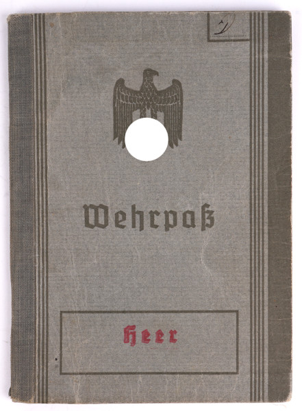Wehrpaß Deutscher Wehrmachtkommandantur Prag