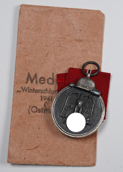 Medaille Winterschlacht im Osten 1941/42 mit Tüte