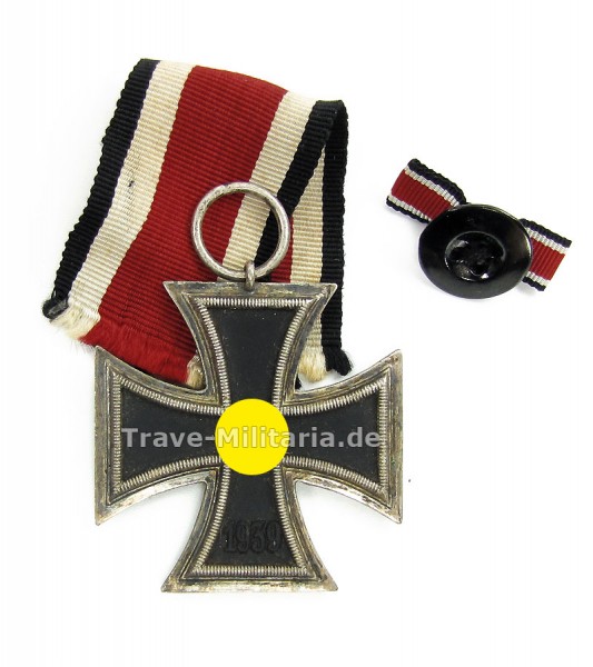 Eisernes Kreuz 2. Klasse mit Knopflochdekoration