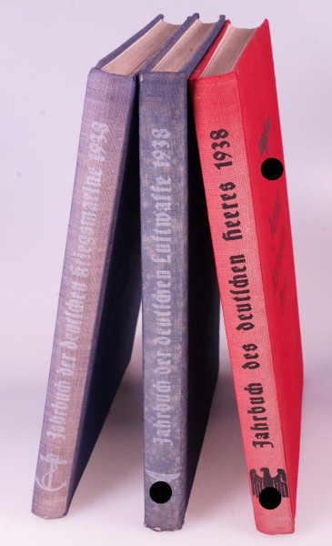 Bücher "Jahrbücher der Wehrmacht 1938"