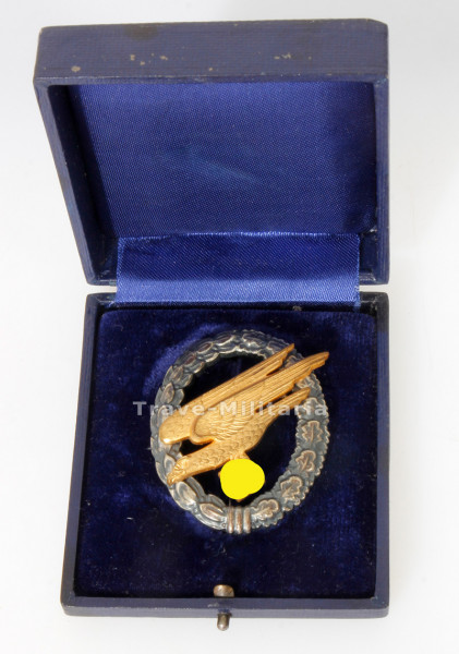 Fallschirmschützenabzeichen der Luftwaffe im Etui "Assmann" "Mint"