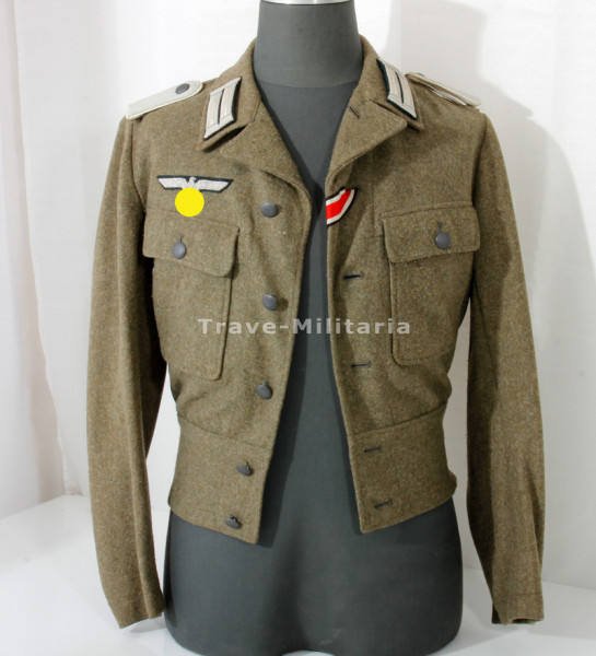 Wehrmacht M44 Feldbluse für einen Leutnant der Infanterie
