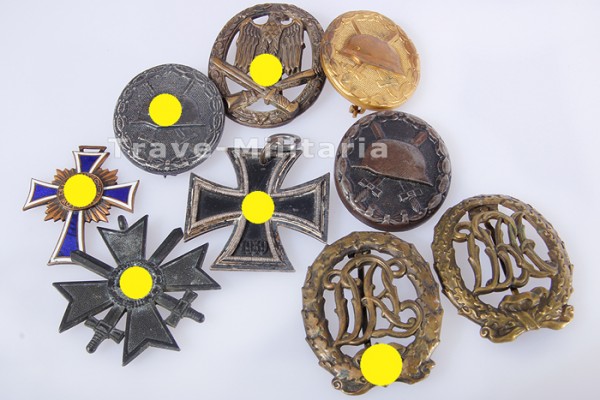 Lot beschädigter Orden 3. Reich