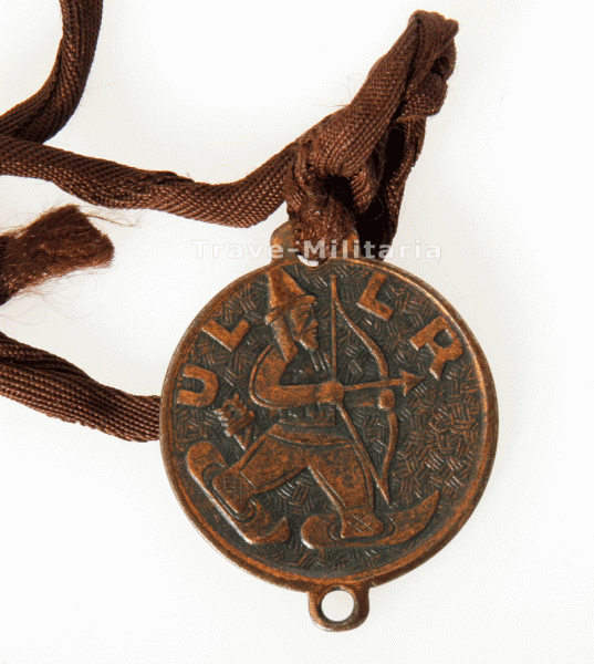 Tirol 18 09 ULLR Glücksbringer