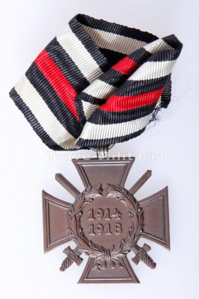 Ehrenkreuz für Frontkämpfer am Band