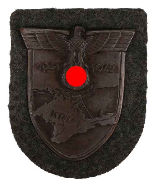 Krimschild auf Heeresstoff