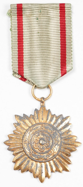 Verdienstauszeichnung für Ostvölker 2.Klasse Gold ohne Schwerter