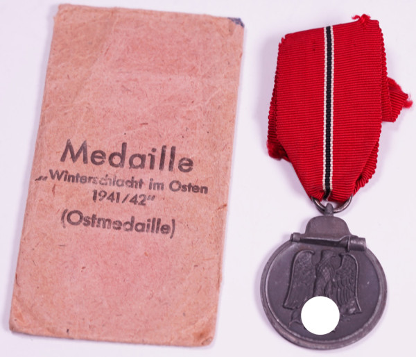 Medaille Winterschlacht im Osten 1941/42 mit Tüte