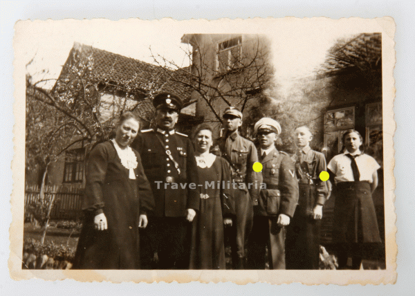Foto Deutsche Familie in Uniform
