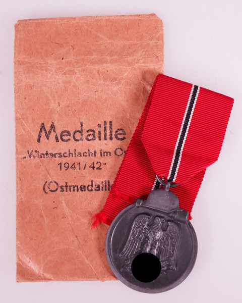 Medaille Winterschlacht im Osten 1941/42 mit Tüte