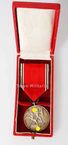 Medaille zur Erinnerung an den 13. März 1938 im Etui