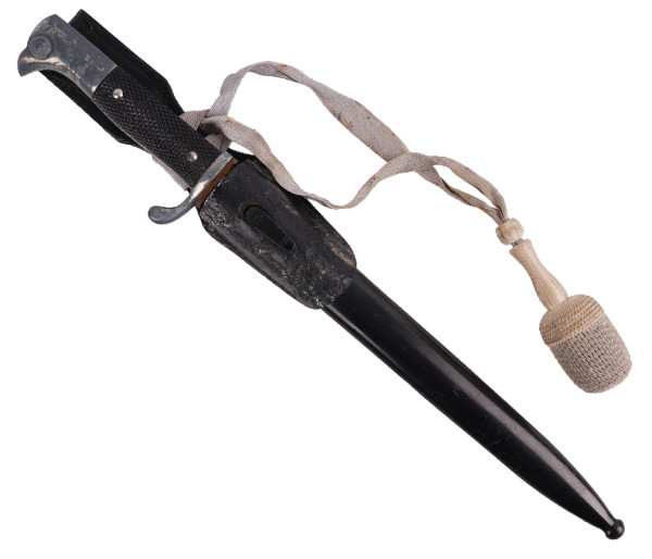 Wehrmacht Ausgehseitengewehr mit Troddel und Koppelschuh