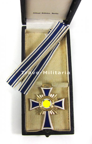 Ehrenkreuz der Deutschen Mutter in Gold im Etui Stübbe, Berlin