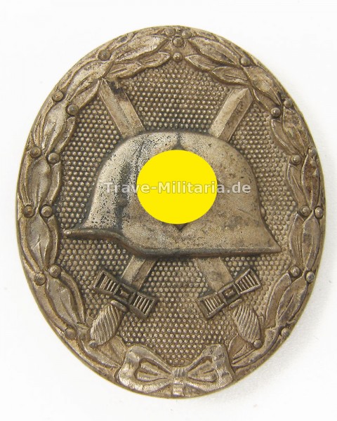 Verwundetenabzeichen in Silber Hersteller 65