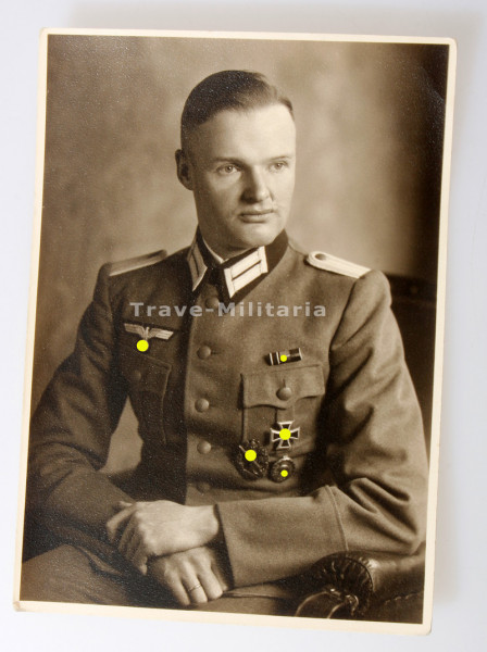 Portraitfoto Leutnant des Heeres Infanterie (mot.)