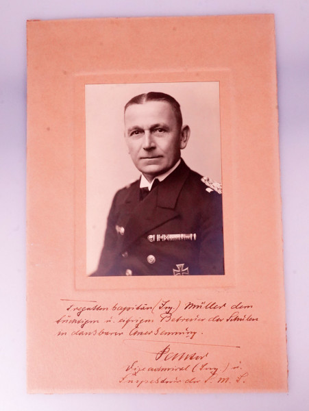 Foto als Erinnerungsgeschenk Vizeadmiral (Ing.) Hans Fechter
