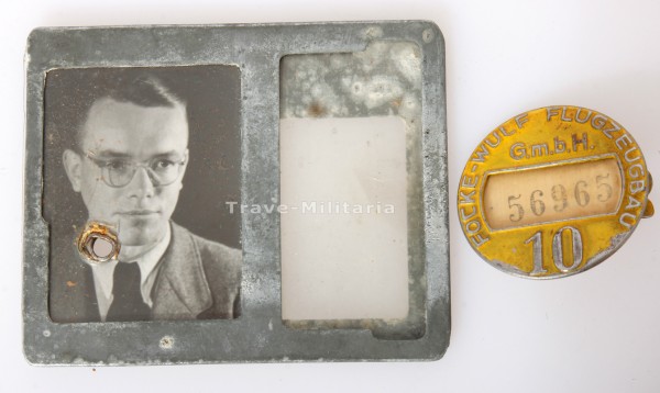 Werksabzeichen für Zivilangestellte der Focke-Wulf-Flugzeugbau G.m.b.H. 10
