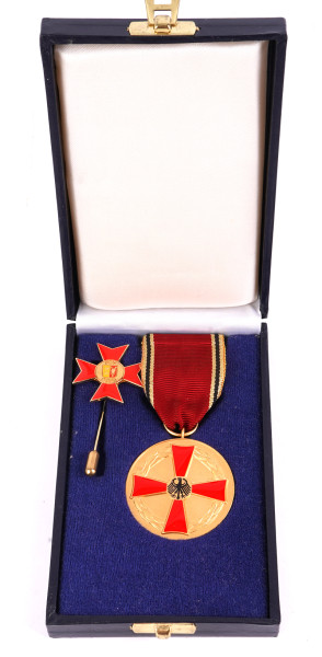 BRD Bundesverdienstmedaille am Bande im Etui