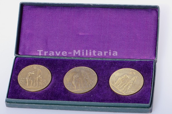 3 Bronzemedaillen im Etui 1923