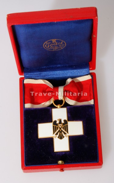 Deutsches Rotes Kreuz Ehrenzeichen 1934/1937 2. Modell im Etui