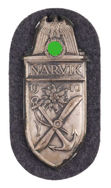Navikschild auf Luftwaffenstoff