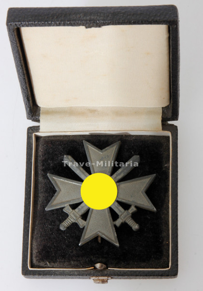 Kriegsverdienstkreuz 1. Klasse mit Schwertern im Etui 1939