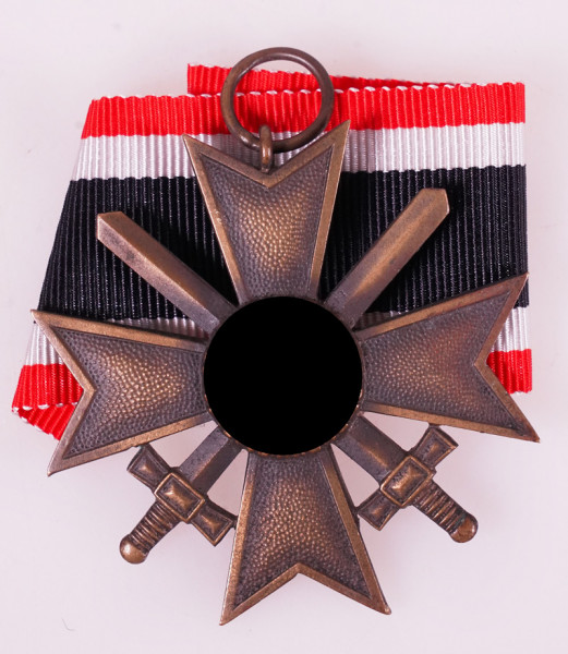 Kriegsverdienstkreuz 2. Klasse mit Schwertern