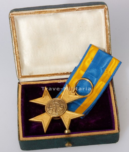 Preussen Verdienstkreuz in Gold 1912 im Etui