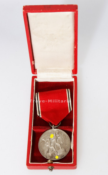 Medaille zur Erinnerung an den 13. März 1938 im Etui