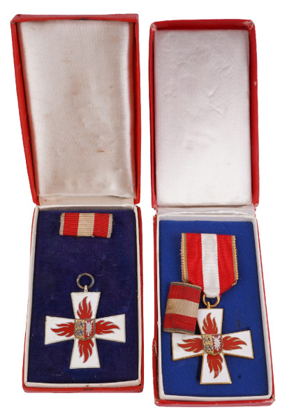 Schleswig-Holstein Brandschutz-Ehrenzeichen in Silber und Gold im Etui